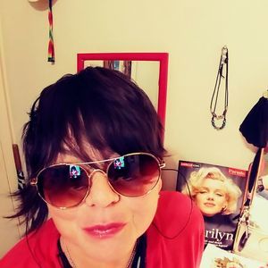 Meet your Posher, Lee